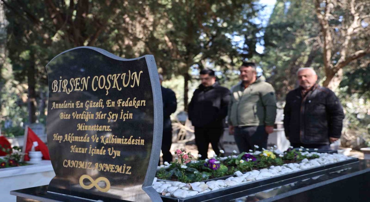 Alpargün apartmanında yakınlarını kaybetmişlerdi; Sevdiklerimizi deprem değil binalar öldürdü