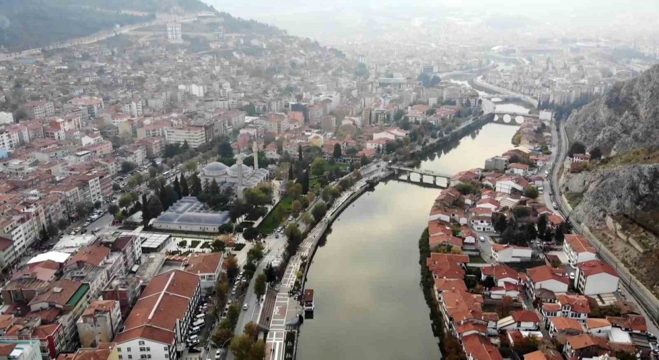 Amasyada suya afaki zam: 5 TL olan su 19 TL oldu