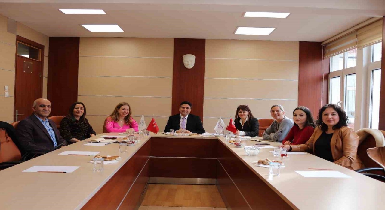 Anadolu Üniversitesinden öğretmen yetiştirme süreçlerinin geliştirilmesine yönelik koordinasyon toplantısı