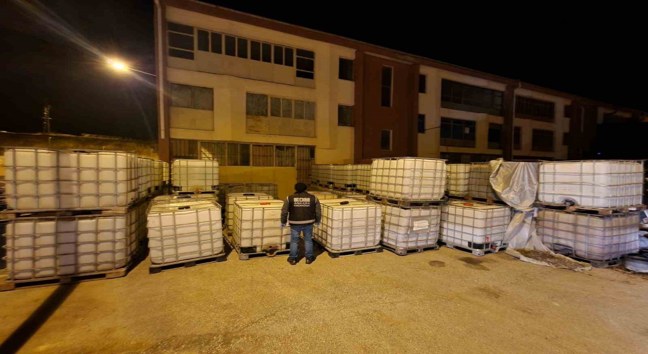 Ankarada 12 milyon lira değerinde kaçak karışımlı akaryakıt ele geçirildi