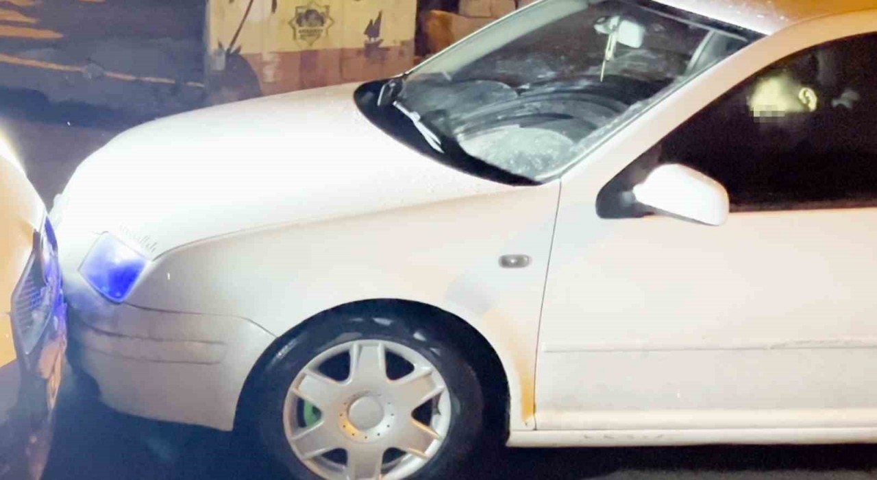 Araba sürerken sızdı, kaza yapınca polis uyandırdı