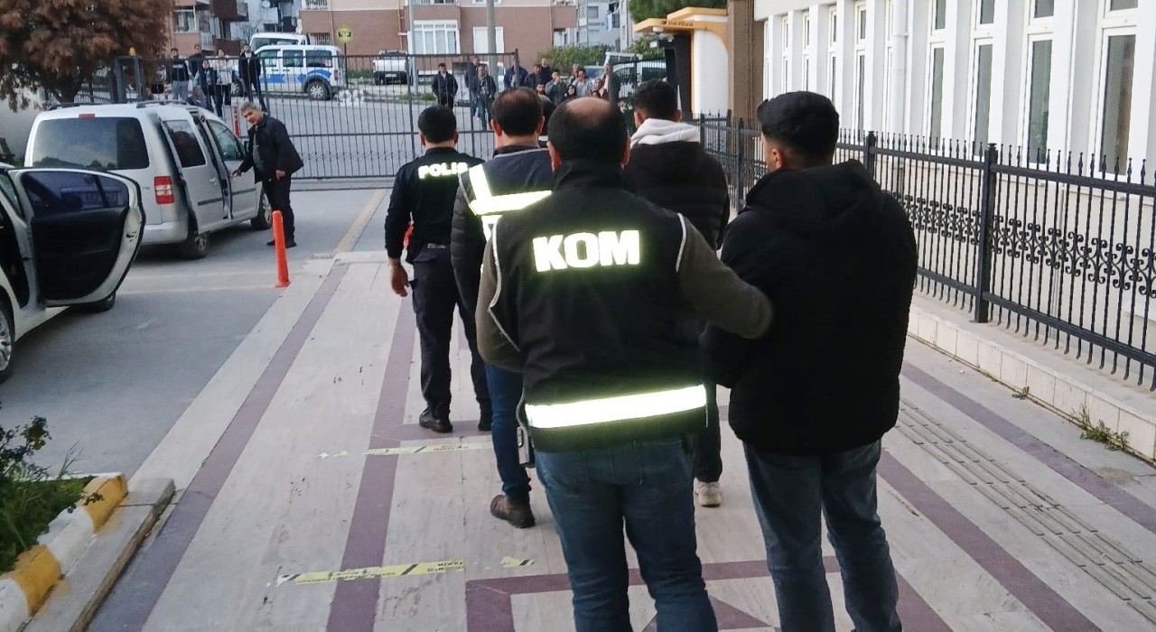 Aydında silahlı saldırıya karışan 3 şüpheli tutuklandı