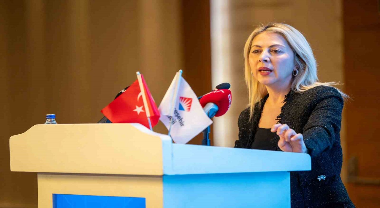 Bahçeşehir Koleji İzmir’de Yapay Zeka Destekli Eğitim Tanıttı