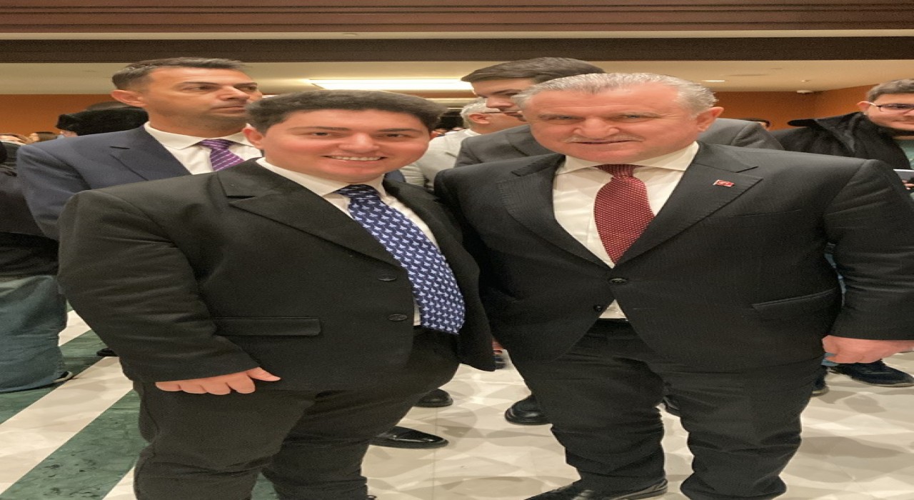 Bakan Bak: Ülkesinin değerlerini özümsemiş gençler istiyoruz