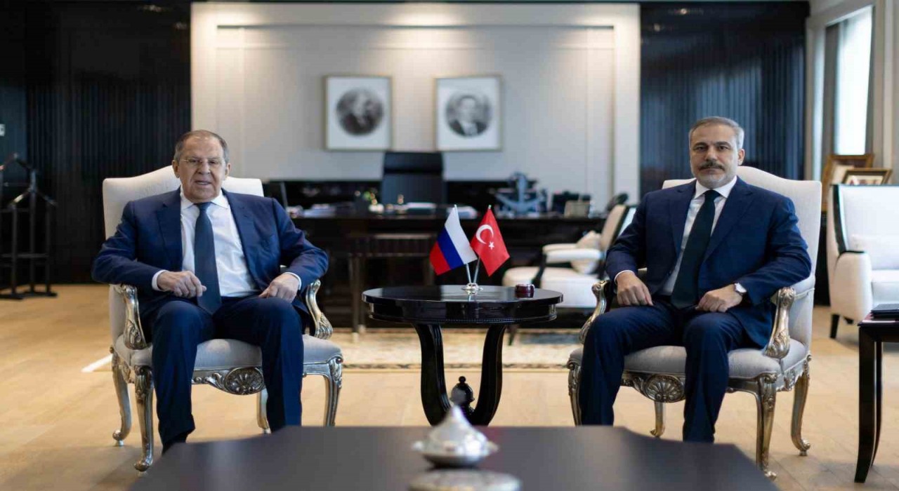 Bakan Fidan: (Rusyayla) Suriyedeki ayrılıkçı hareketlerin önünün kesilmesi konusunda benzer görüşteyiz.