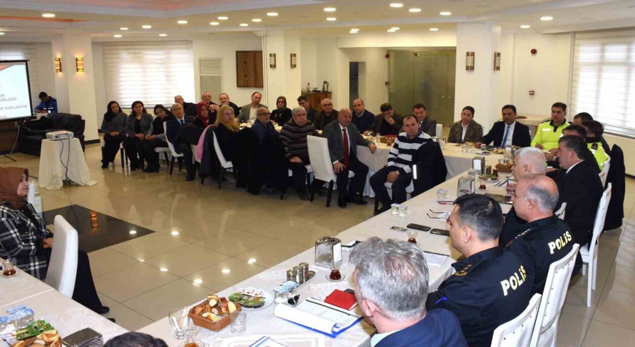Balıkesir Emniyet Müdürlüğünden muhtarlara Huzur toplantısı