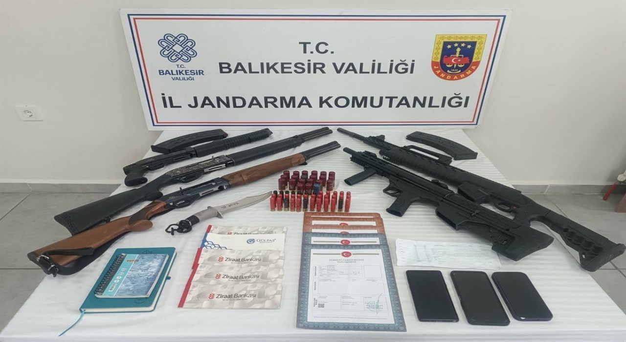 Balıkesirde suç örgütüne eş zamanlı operasyon