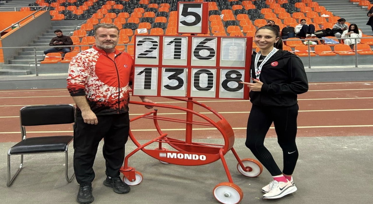 Balkan Atletizm Şampiyonasında iki madalya birden