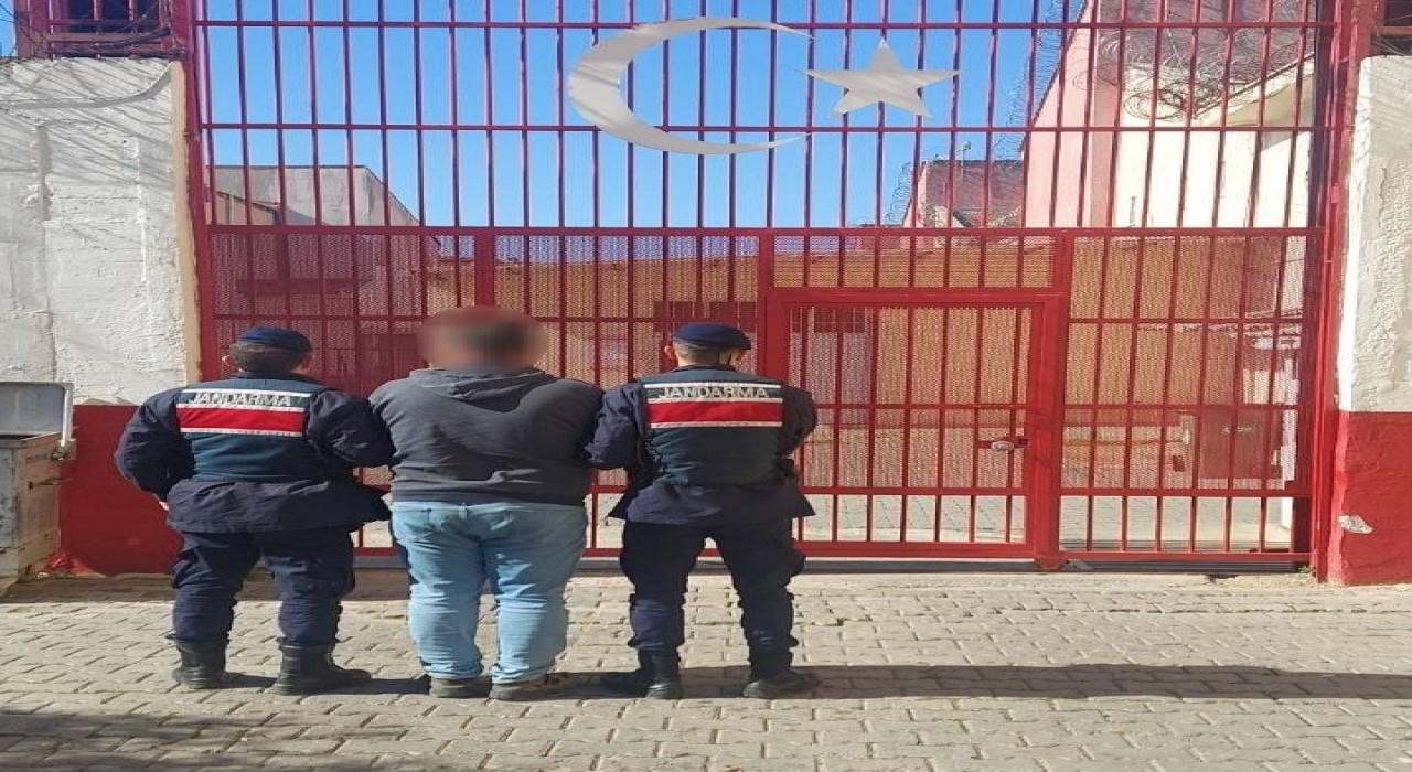 Balkondan havaya ateş eden şahıs yakalandı
