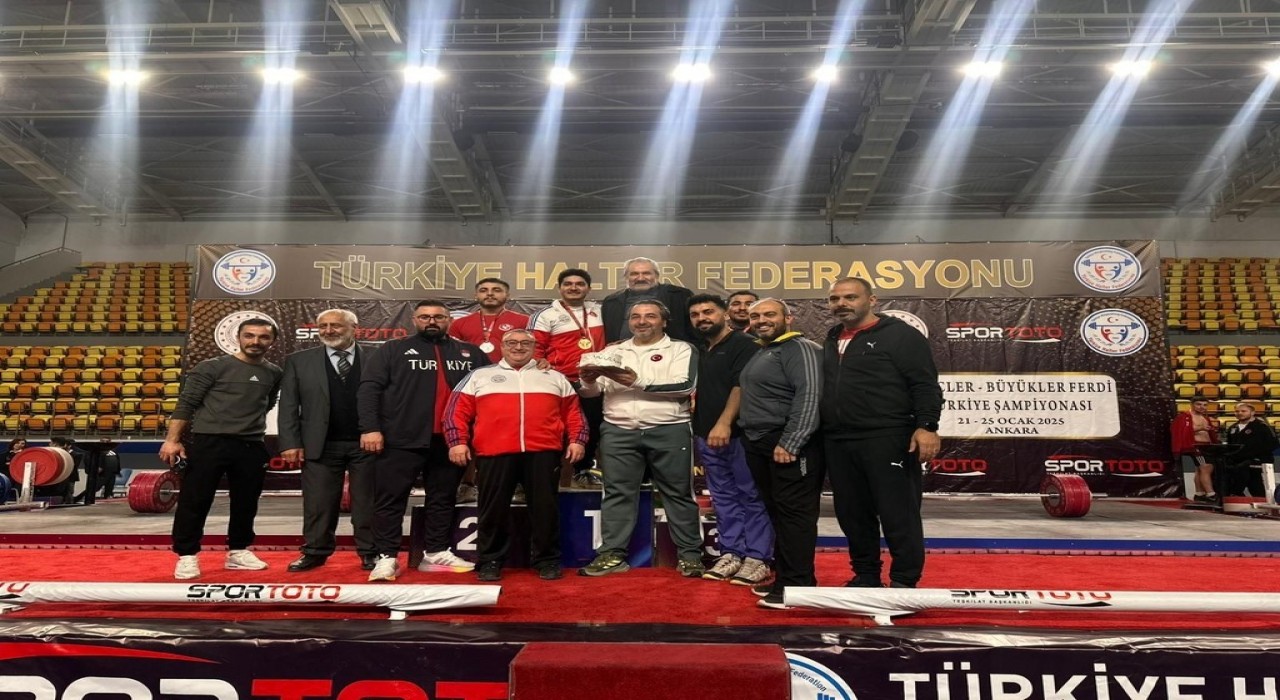 BARÜlü sporculardan halter ve kick boksta 9 madalya