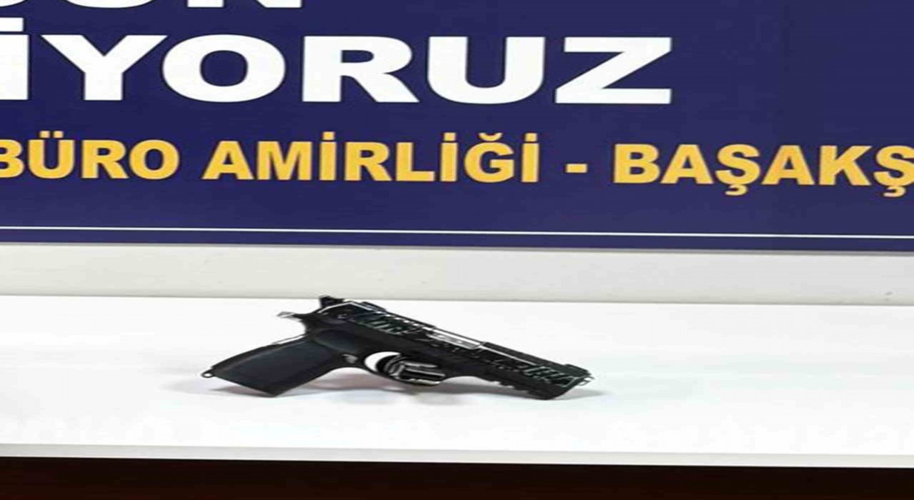Başakşehirde düğünde havaya ateş açan şahıs yakalandı