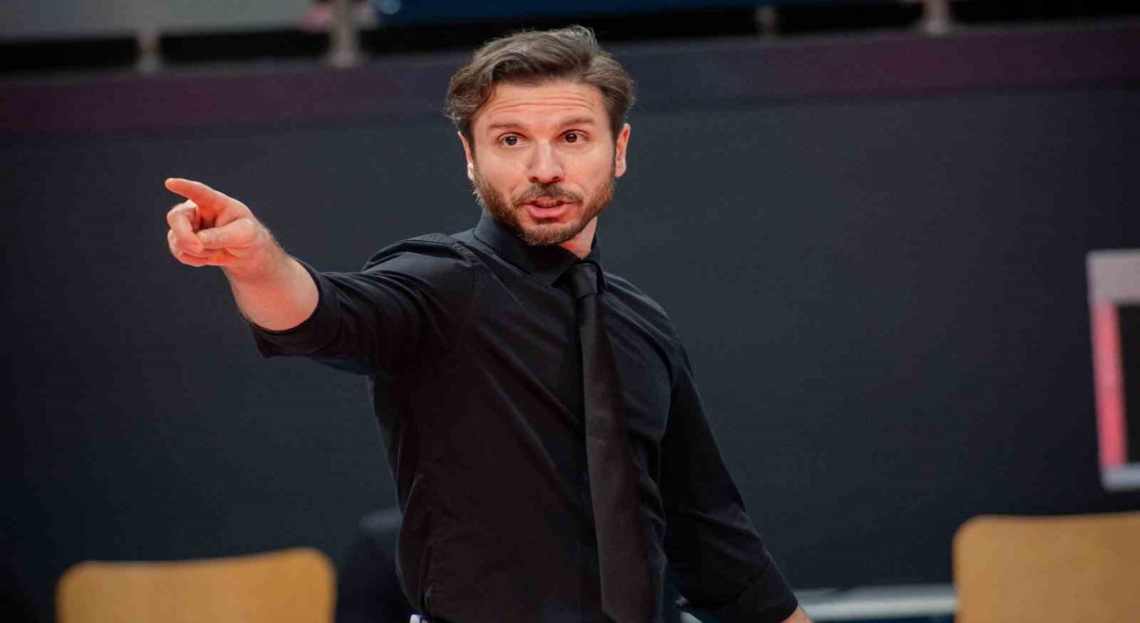 Başantrenör Alper Hamurcu: Play-off yolunda kritik bir maç