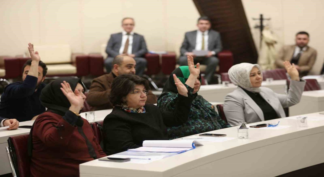 Başkan Çolakbayrakdar: Şehri, geleceğe taşıyacak bir vizyon ile çalışıyoruz