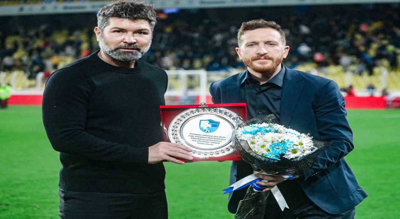 Başkan Daldan Hakan Kutluya jest