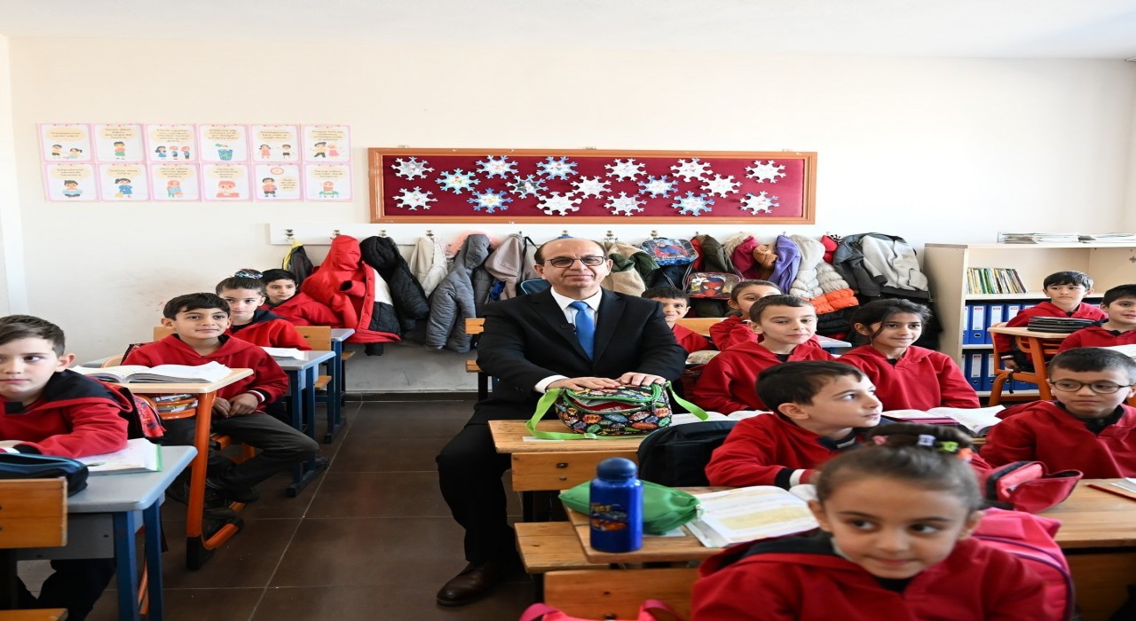 Başkan Geçit: Eğitime yatırım, sağlıklı nesillerin teminatıdır