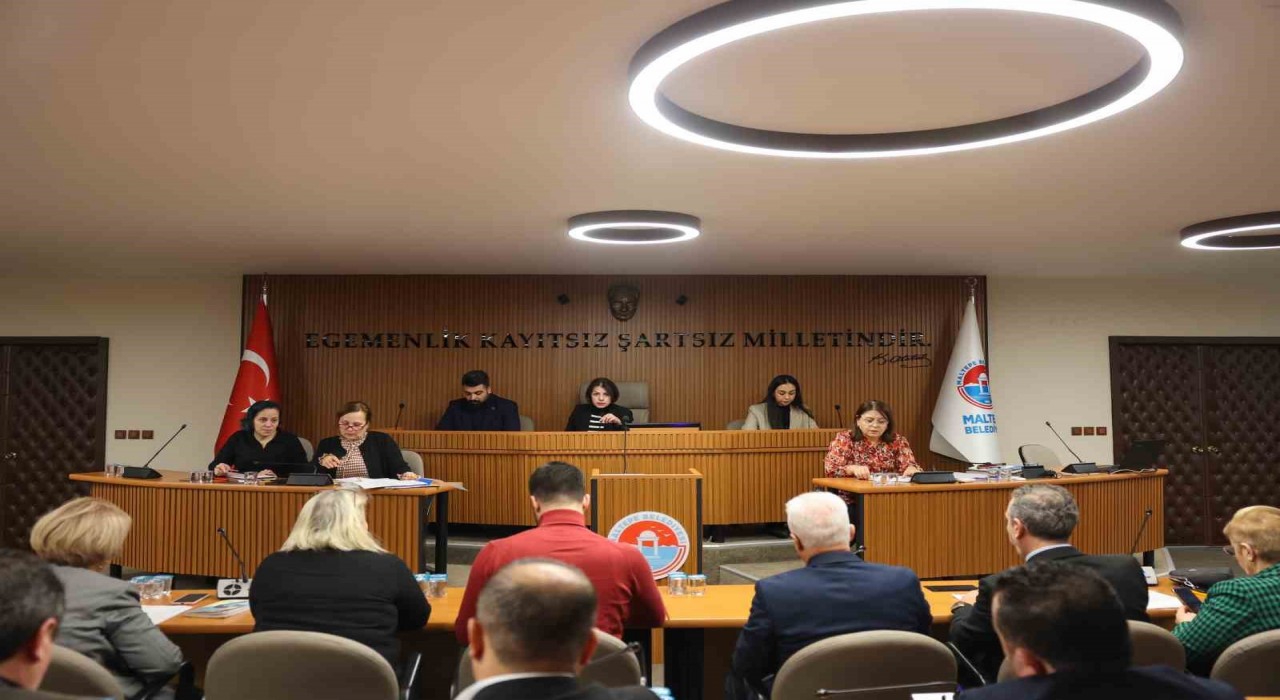 Başkan Köymen, Süreyya Plajındaki alışveriş merkeziyle ilgili son süreci paylaştı