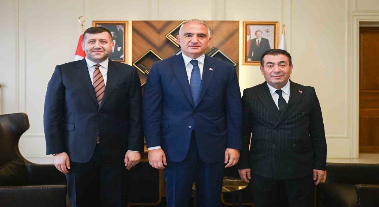 Başkan Metin, Bakan Ersoyu ziyaret etti