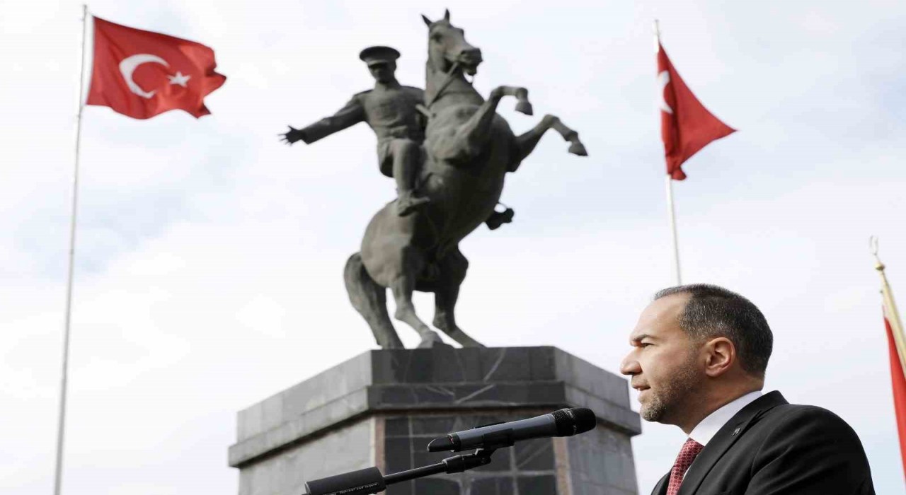 Başkan Özdemir: Bu onurlu mirası yaşatmak ve yüceltmek en büyük görevimizdir