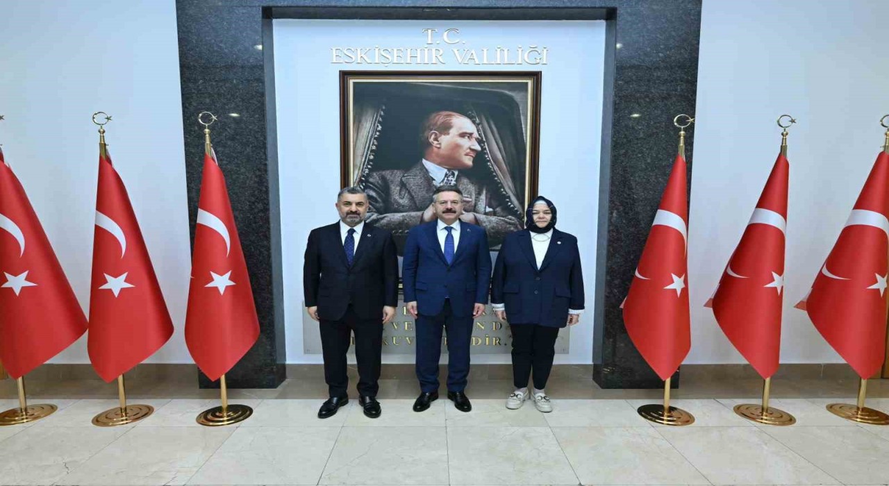 Başkan Şahin, Vali Hüseyin Aksoyu makamında ziyaret etti