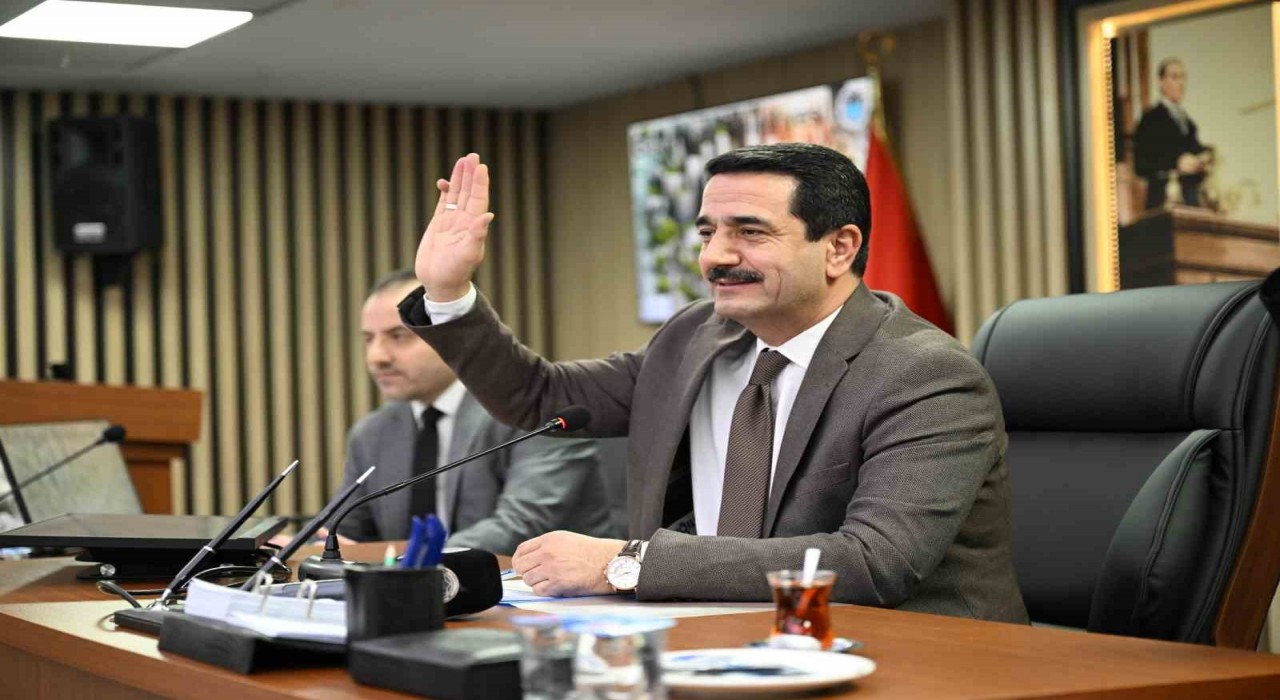 Başkan Taşkın: 2025te Battalgaziye hizmet yağacak