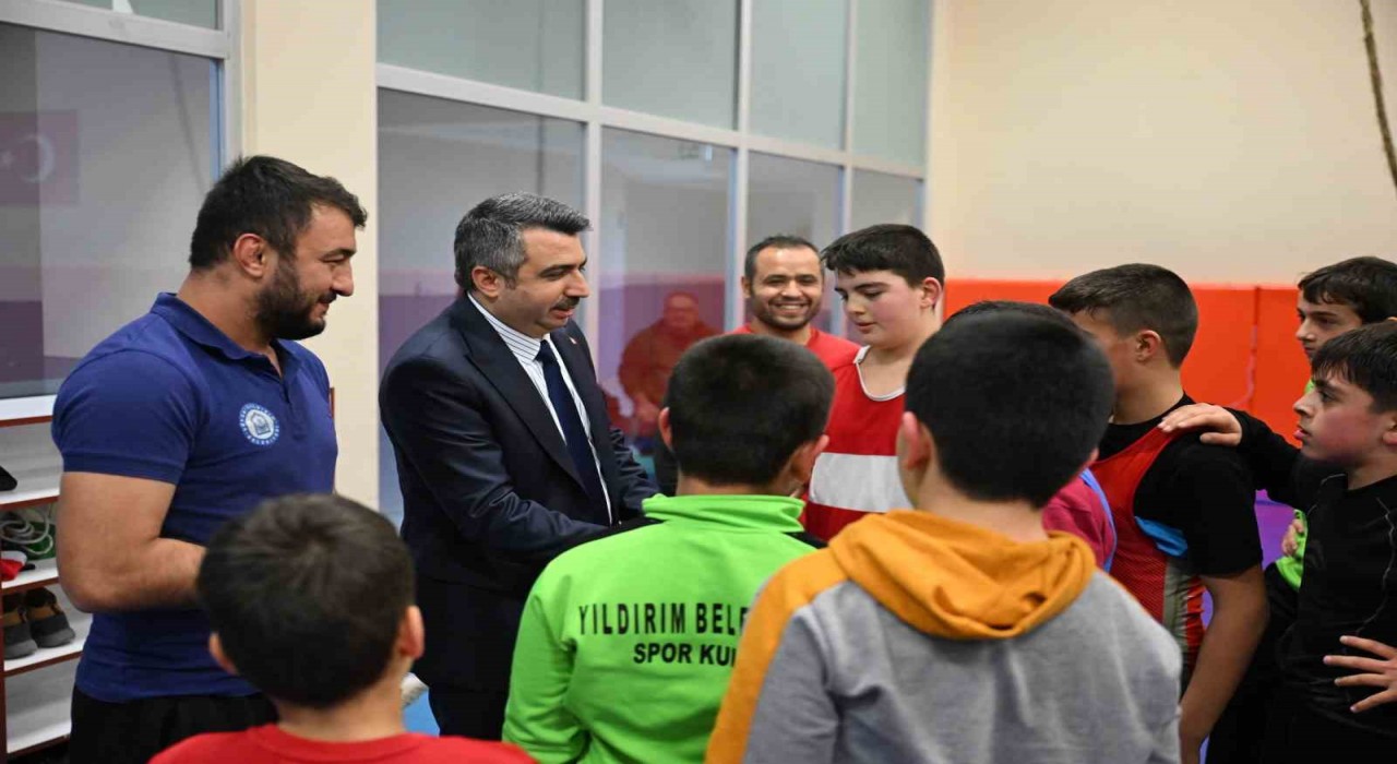 Başkan Yılmaz, şampiyon gençlerle buluştu