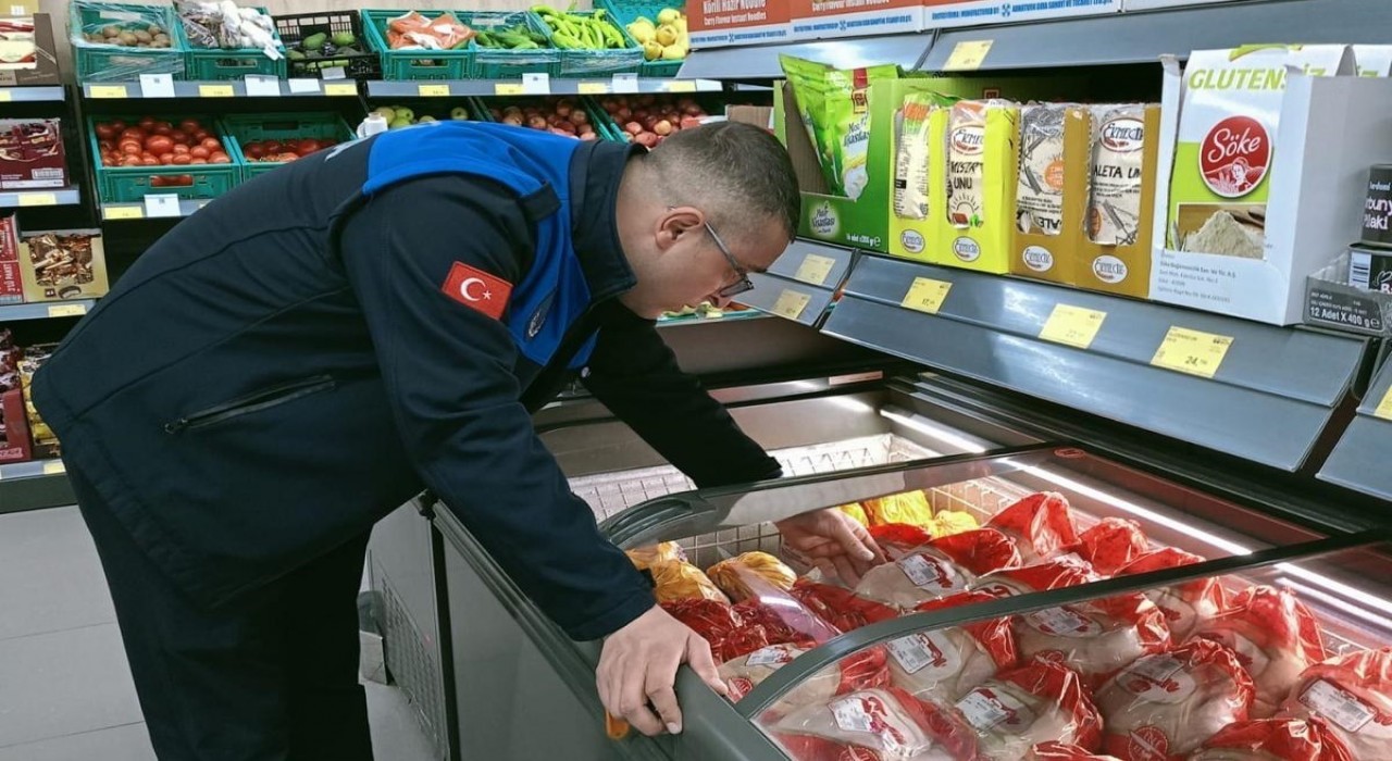 Battalgazide zabıta ekipleri market denetimlerini arttırdı