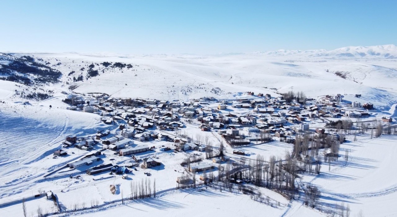Bayburtta termometreler eksi 21 dereceyi gösterdi