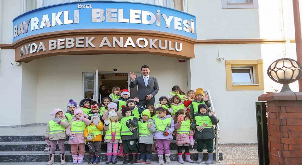 Bayraklı Belediyesinden miniklere deprem bilinci eğitimi