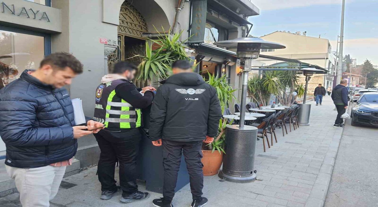 Beşiktaşta değnekçilere ceza kesildi