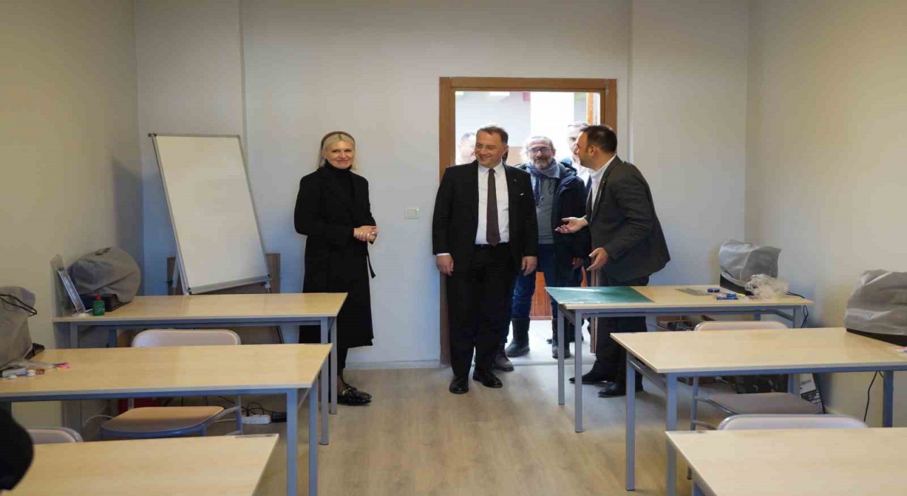 Beylikdüzü Belediyesinden Hatay Defneye etüt merkezi