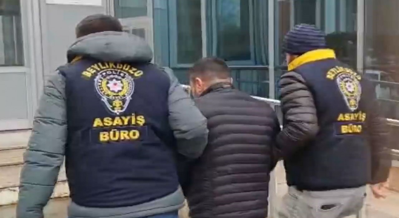 Beylikdüzünde site toplantısında dehşet anları kamerada