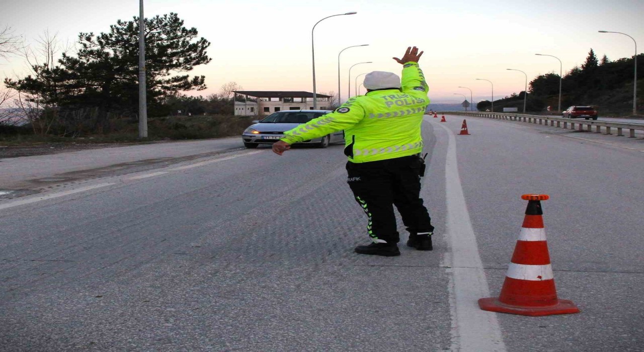 Bilecikte 101 araç trafikten men edildi