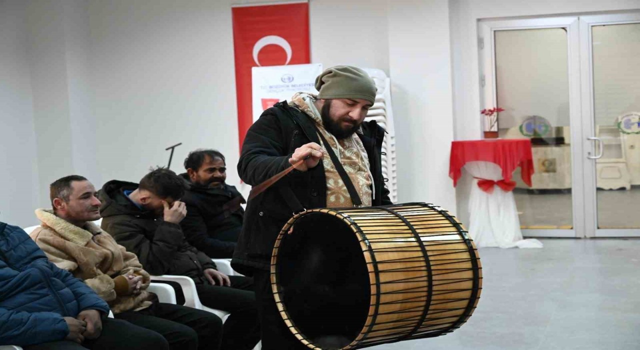 Bilecikte Ramazan davulcusu geleneği sürüyor