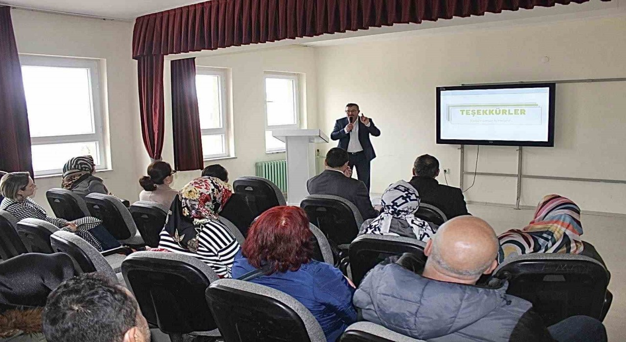 Bilecikte Veli Akademisi konferansı