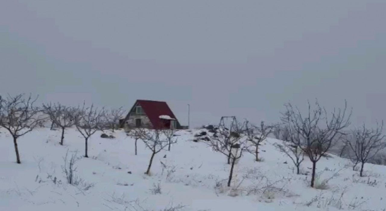 Akçadağ’da 1600 Rakımlı Bungalov Ev, Antika Eşyalarla Dolu