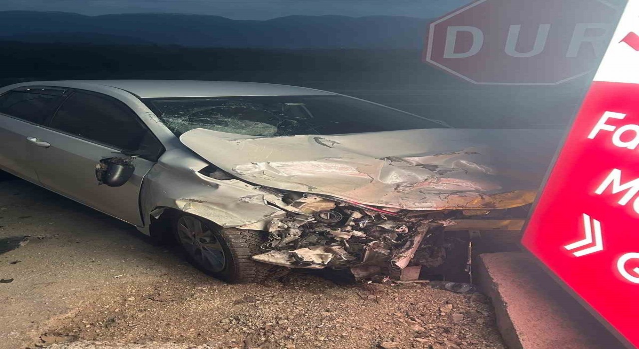 Boluda iki otomobil çarpıştı: 1 yaralı