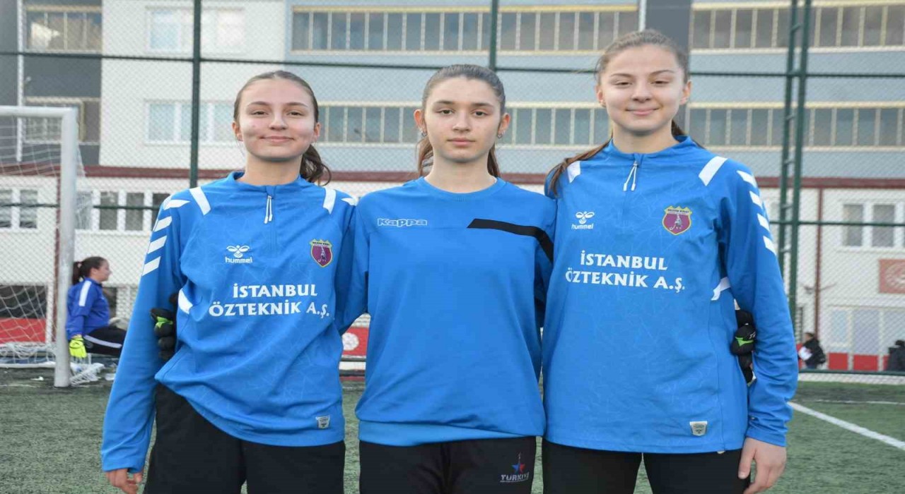 Bu takımdan 3 futbolcu Galatasaraya transfer oldu