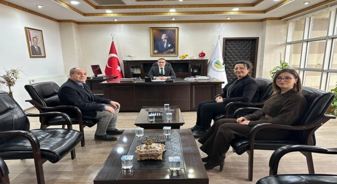 Burhaniyede Kaymakam Memişe Vergi Haftası ziyareti
