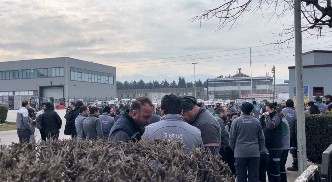Bursada alüminyum fabrikasında büyük yangın