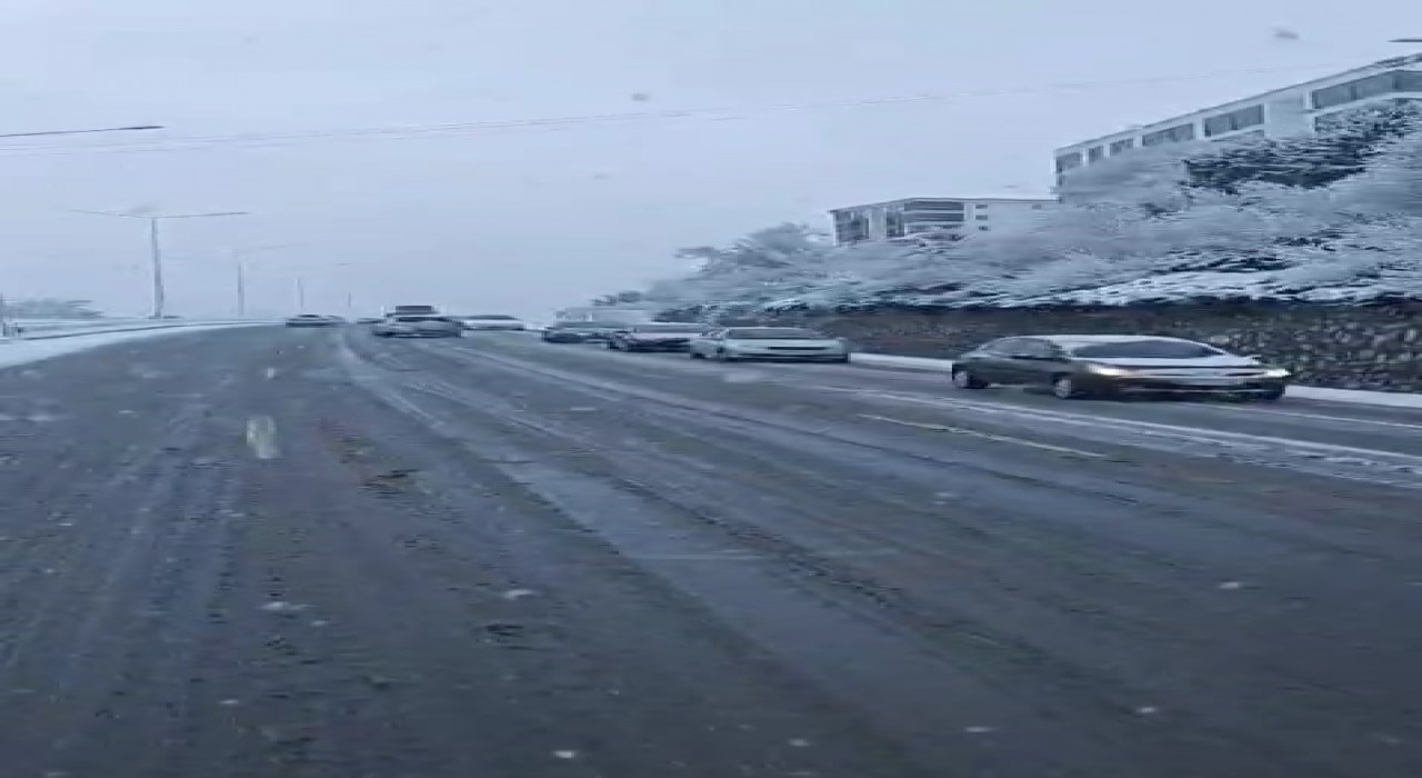 Bursada beklenen kar yağışı hızlı başladı
