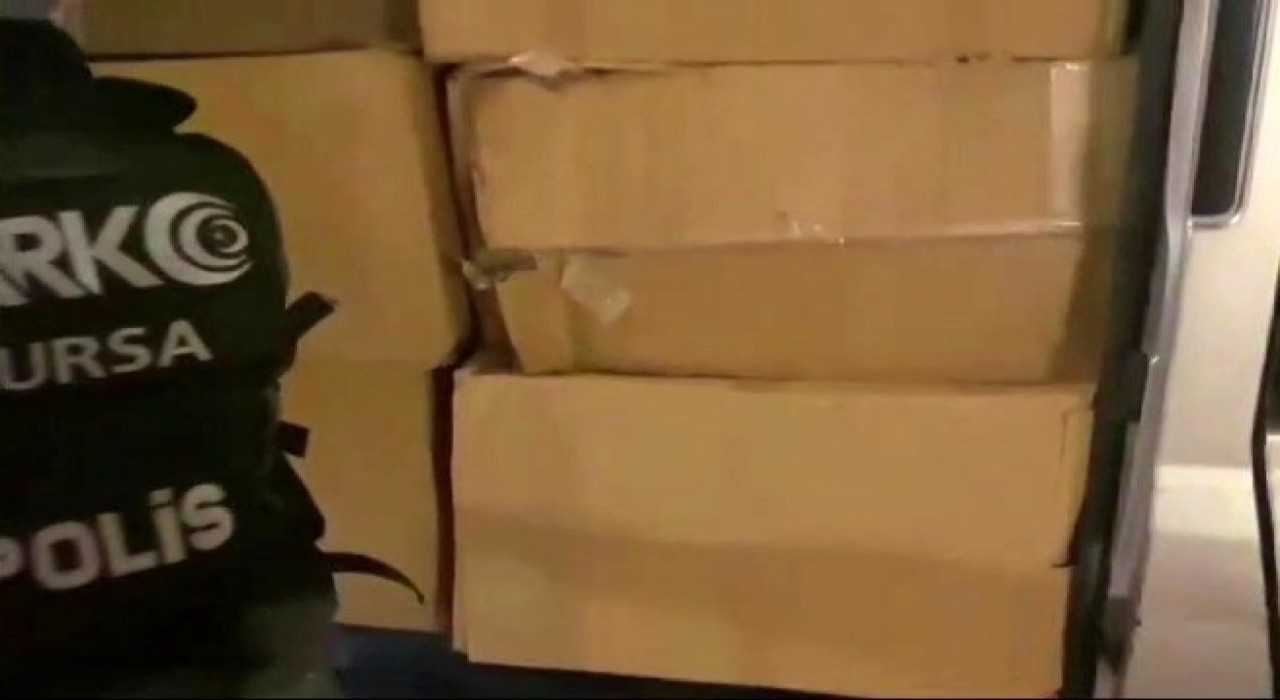 Bursada narkotik polisinden rekor...600 bin hap ele geçirildi