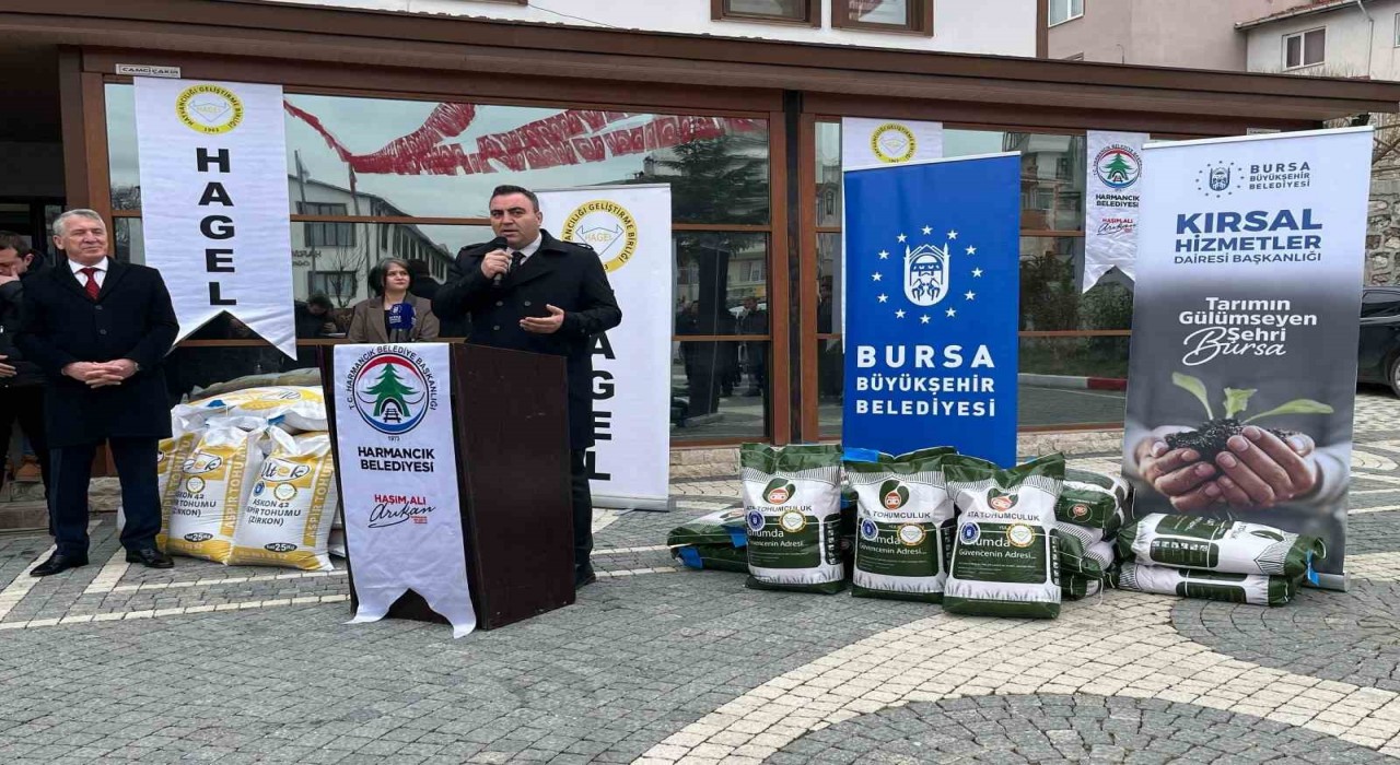Büyükşehirden çiftçiye tohum desteği