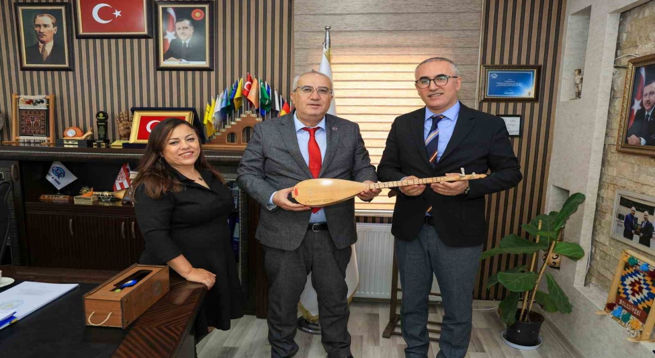 Çamelinin Cittaslow (Sakin Şehir) yolculuğunda önemli görüşme