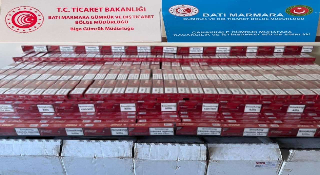 Çanakkalede Panama bayraklı gemiye kaçak sigara baskını