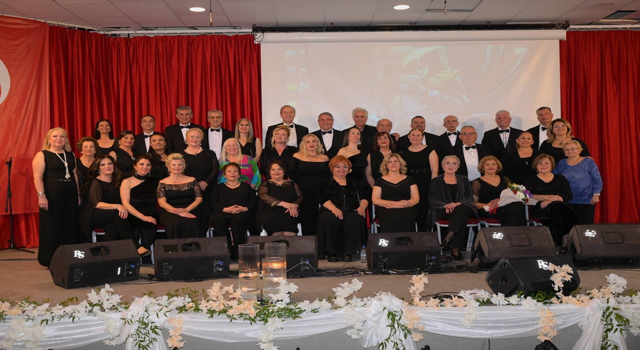 Çeşmede Türk Sanat Müziği Korosundan 30. yıl konseri