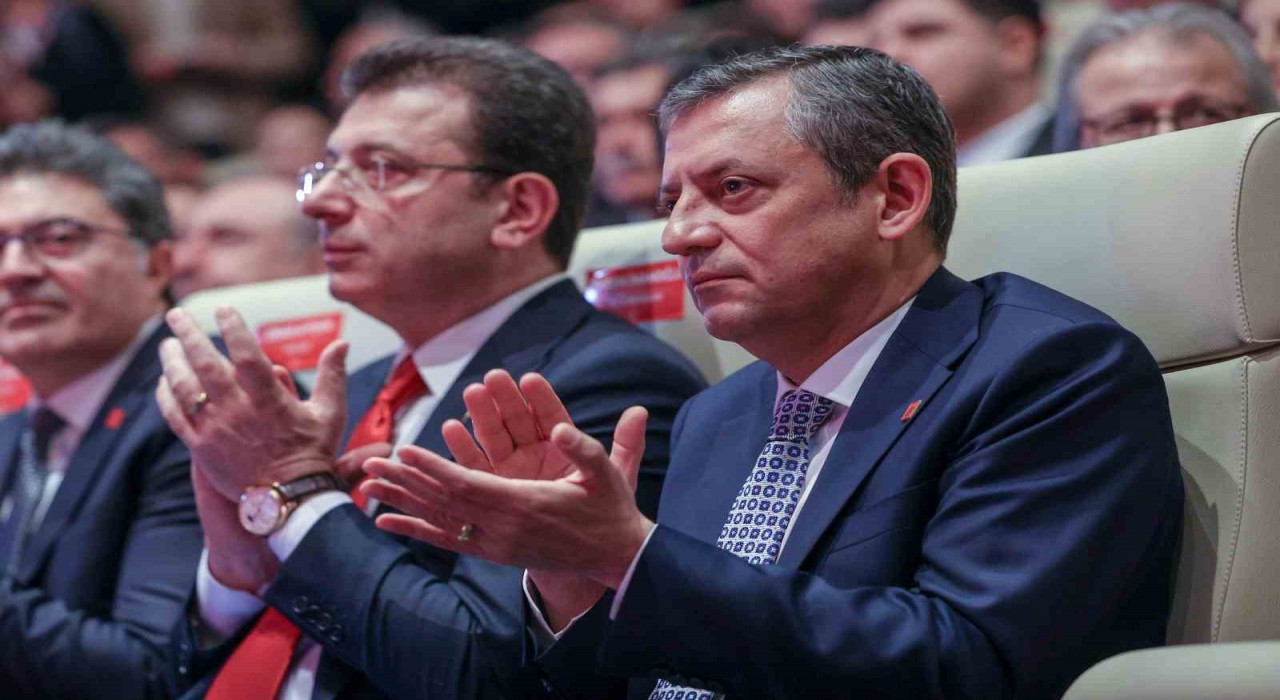 CHP Lideri Özel, iktidarın CHPyi her yolu kullanarak engellemeye çalıştığını iddia etti