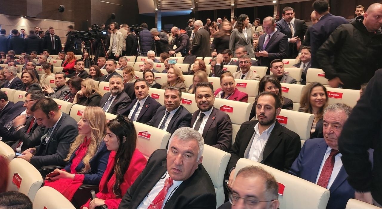 CHP Osmaniye İl Başkanı Yavuzer, İl Başkanları Toplantısına Katıldı