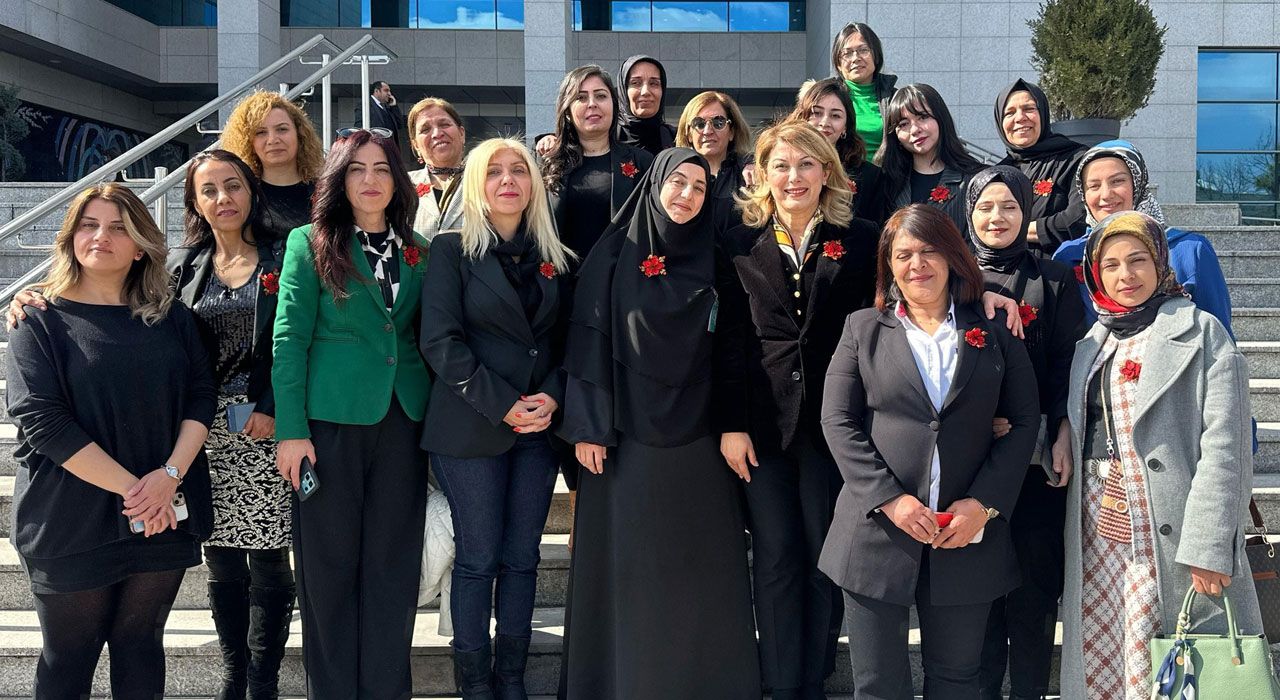 CHP Osmaniye Milletvekili Kaya, Depremzede Kadınları TBMM’de Ağırladı