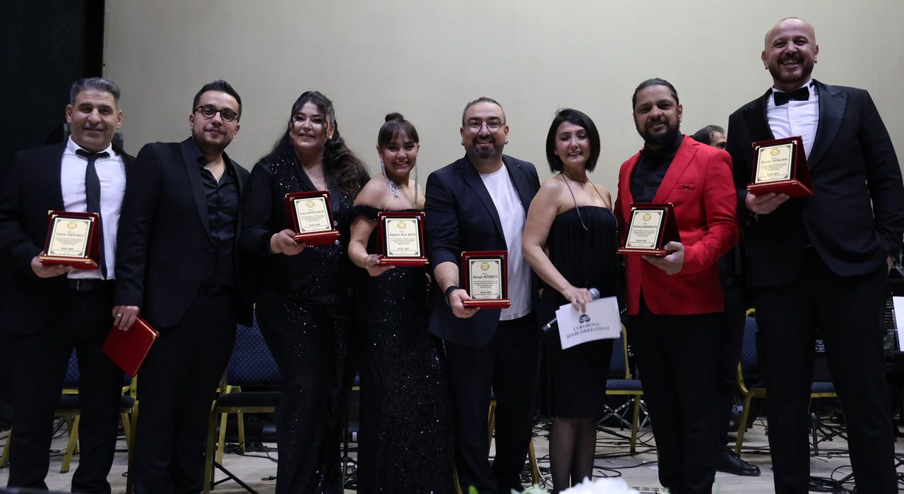 Çukurova Kent Orkestrası ve Hekimlerden Unutulmaz Performans