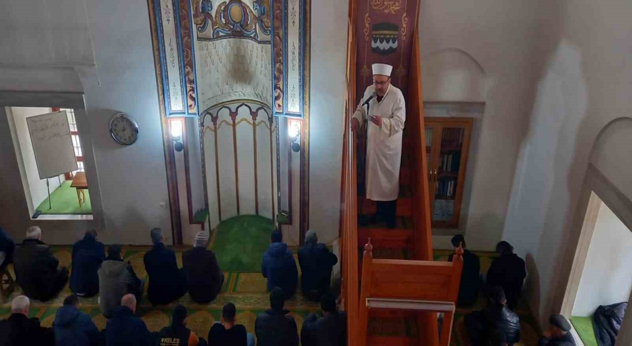 Cuma hutbesinde mahremiyet vurgusu
